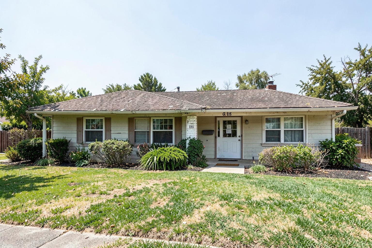 Home in Fresno, CA purchased for cash by CyberHomes
